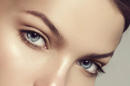 Waxing vs. Threading: What’s the Best Way to Tame Your Brows?