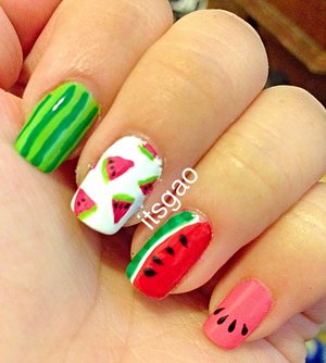 Always gotta sport the watermelon nails in the summertime. 
IG: itsgao