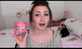 ♥1 Minute Review: Soap and Glory Flake Away♥