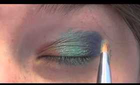 Peacock Eyes: A New Year's Eve Makeup Tutorial