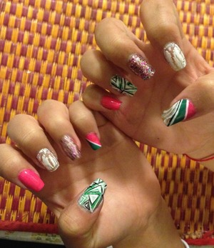 A while back when I did my nieces nails, I love being creative 