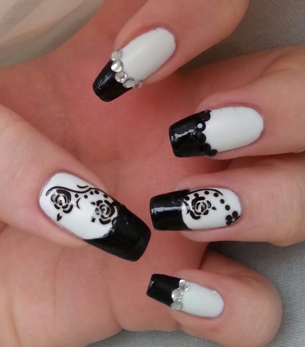 Black and white French manicure | Azuri V.'s (Azuri) Photo | Beautylish