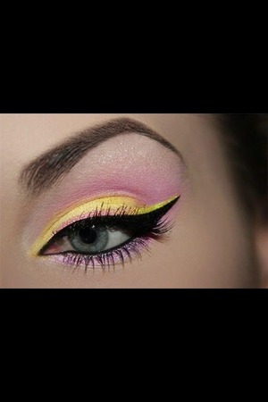 Pink and yellow eyes
