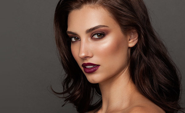 How to Create Charlotte Tilbury’s The Vintage Vamp Look | Beautylish