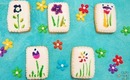 Stencil Flowers on cookies using food coloring
