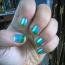 blue-green nailS ! :))