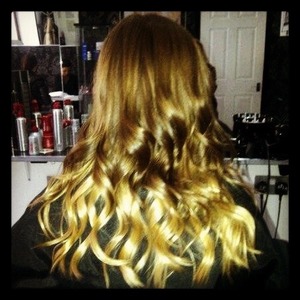 Clients hair was dark blonde, we sectioned it, dip dyed and curled. At Macs Glasgow Salon