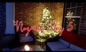 VLOGMAS DAY 5: CHRISTMAS TREE DECORATING, GLUTEN FREE PIE & CANDLES!!