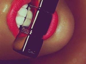 bought new lipstick today! :) xx