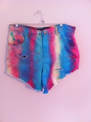 Cool pair of tie dyed shorts!