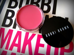 This is Bobbi Brown Pot Rouge in Pale Pink!