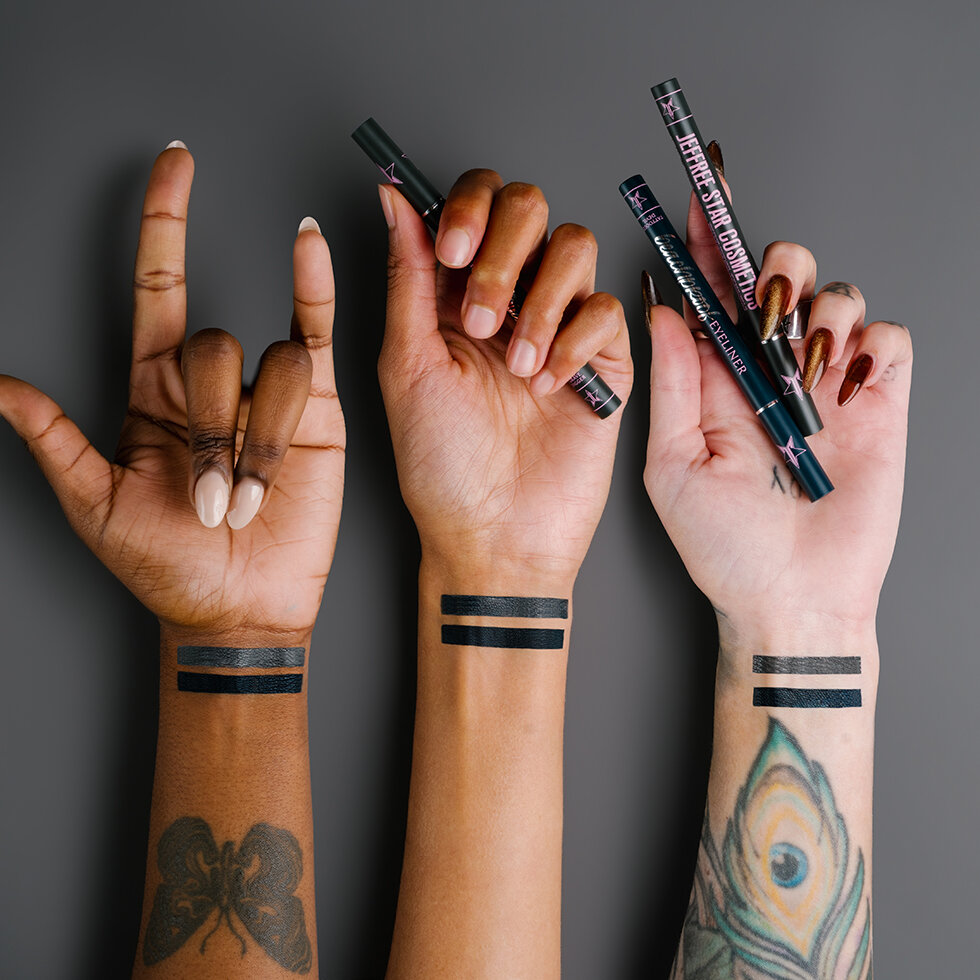 Jeffree Star Cosmetics Beachproof Eyeliner Swatch