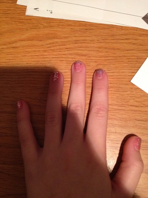 Hi everyone I need help I'm gonna perform for a play and what should I paint my nails? The play is about winter time.