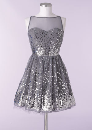 I really want this dress for New Years Eve/Christmas Eve. Really festive and fun!