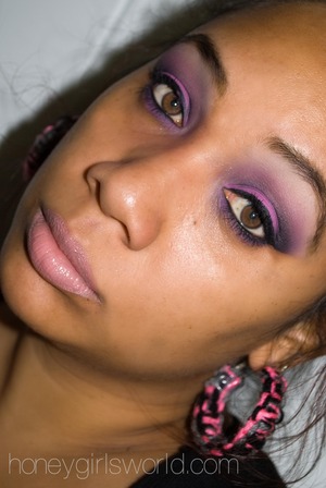 Using I-Candy Couture Eye Shadows in: Only in My Dreams, Roselani, Peaches & Creme, Hawaiian Hunny and New Moon