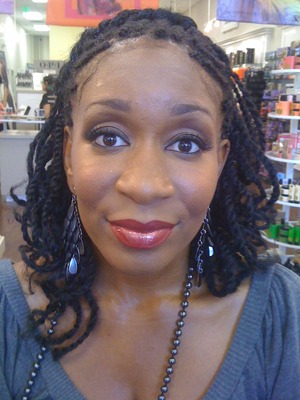 Bride Makeup Client!
www.shaniltonsvirtuouscreations.webs.com

(After used all Smashbox Products!)