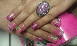 pretty nails :)