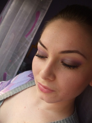 http://makeupbybyutzika.blogspot.com/2011/03/lotd-lavender.html
