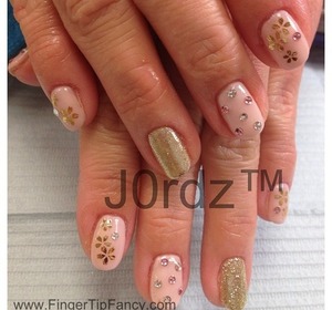 http://fingertipfancy.com/pink-gold-flowers