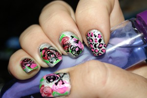 My Betsey Johnson inspired mani. Its based on one of my fave purses. 10/06/2011