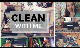 Clean With Me | MY WEEKLY CLEANING ROUTINE 2017 | Messy Bedroom and Makeup Collection