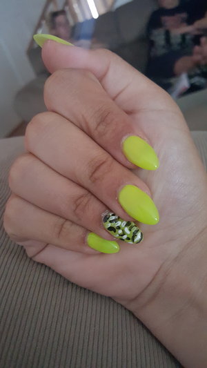 cute nails.