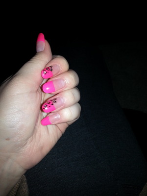  lovely pink leopard nails ♡ 