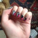 Graphic nails