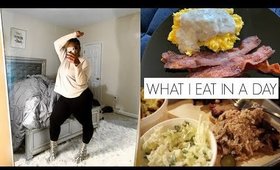 WHAT I EAT IN A DAY | KETO / LOW CARB | STRUGGLING TO EAT KETO AT RESTAURANTS