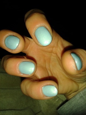 shimmer light blue nail..