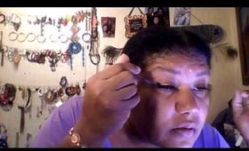 how to apply eyelashes