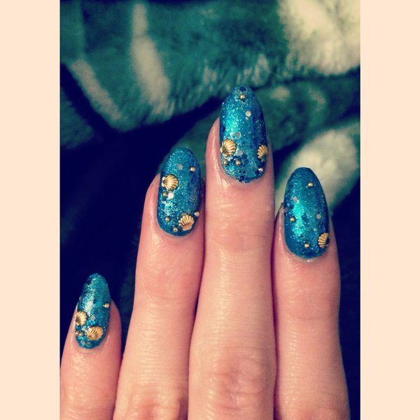 Mermaid nails 💅🐬🌀 | Meghan B.'s Photo | Beautylish