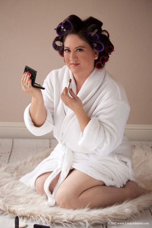 Photo by Tish Wetzel for Linda Johnson Photography. These are my promotional shots for FACES mobile spa party & glam business.