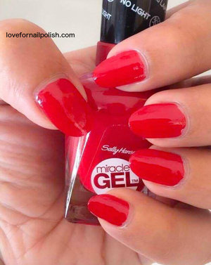 more details http://lovefornailpolish.com/sally-hansen-gel-nail-polish-without-uv-light-miracle-gel-nail-polish-rhapsody-red