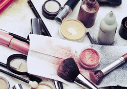 The Truth About Cleaning Your Makeup