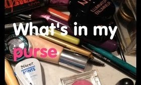 Whats In my Purse!!!