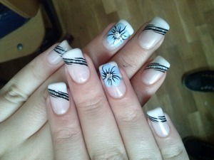 these are my nails .. #flower 