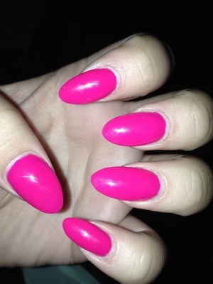 Loving the Pointy Nails!!