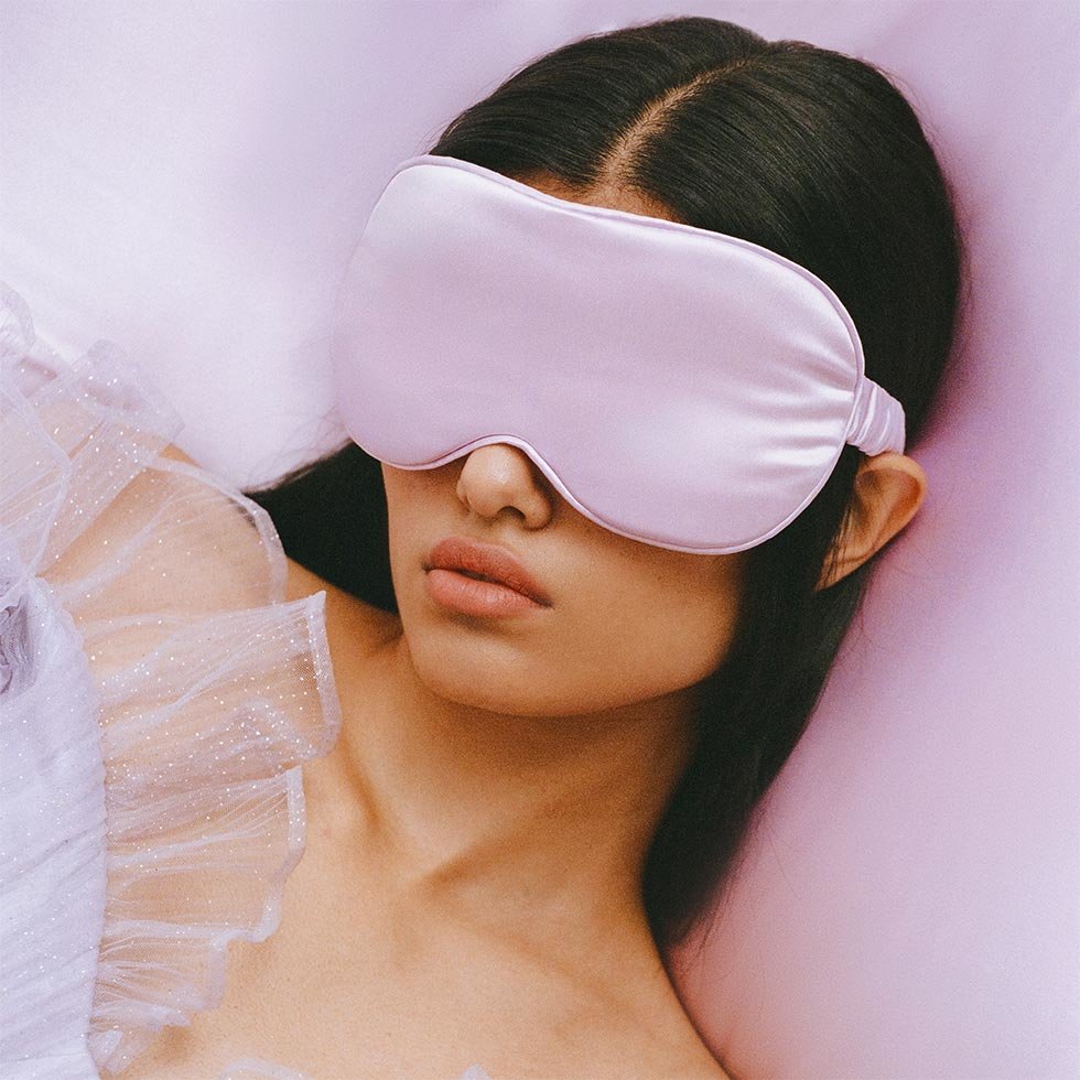 Slip model wearing the Sleep Contour Mask in Wildflower