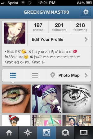 I do alot of fashion photos, gymnastic photos, & random photos (: I follow back ! 