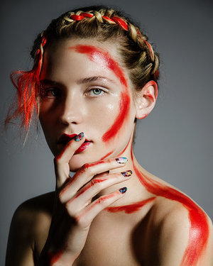 Photography : M Sitek
Retouching : Stefka Pavlova
Makeup/Nails : Tabby Casto
Model : Chloe 