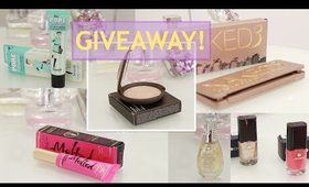 Giveaway! India/USA - Huge Makeup Haul