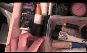 MAKEUP COLLECTION