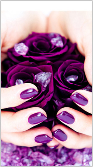 Love this beautiful purple nail polish
