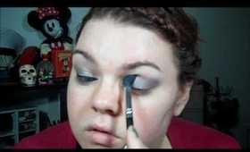 Simple Silver Makeup Inspired by Taylor Swift's - Mine