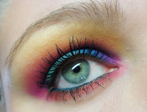 Rainbow Eyes
Click the link below to watch the tutorial.
http://www.youtube.com/watch?v=IOOxgAAHHhE