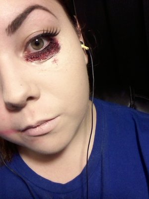 Please ignore my uneven foundation. :) ahah. (stain by my mouth is fake blood)