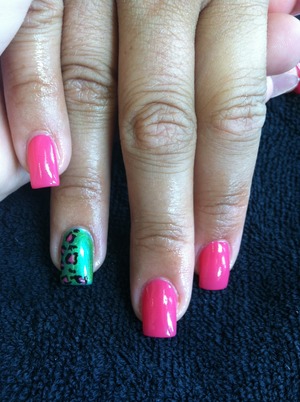 CND shellac in Pink Bikini and Limeade on top of  Hotski to Tchotchke for accent with a touch of animal print.  