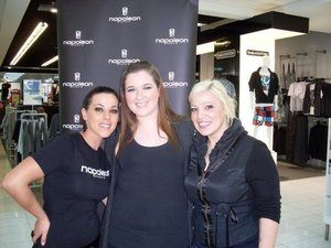 Me with Tannia and Bec from Napoleon Perdis after they did my makeup. 