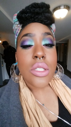 follow me on Instagram: makeupmartistryy 
